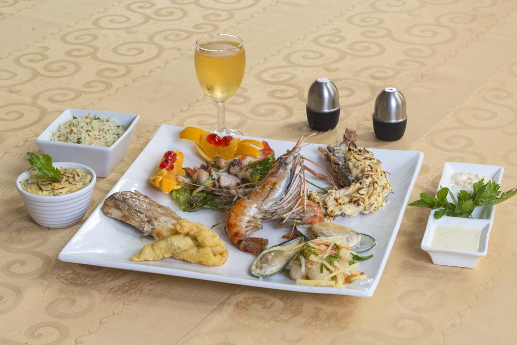 卡萨佛罗里达Spa及酒店 佩雷贝勒 外观 照片